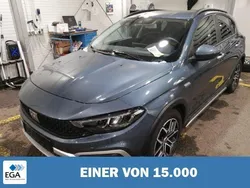 Blau metallic Gebraucht 2023 Fiat Tipo Cross | 21.570 € (Fairer Preis)