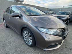 Gold Gebraucht 2012 Honda Civic Limousine | 11.990 € (Teuer)