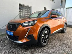 Orange Gebraucht 2021 Peugeot 2008 Allure SUV | 16.099 € (Fairer Preis)