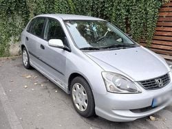 Silber Gebraucht 2005 Honda Civic Kleinwagen | 350 € (Superpreis)