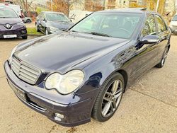 Blau Gebraucht 2004 Mercedes C200 Classic Limousine | 4.450 € (Fairer Preis)