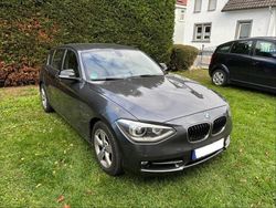 Grau Gebraucht 2012 BMW 118 Sport Line Kleinwagen | 9.800 € (Fairer Preis)