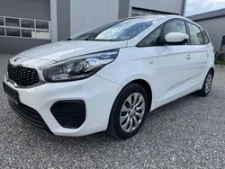 Weiß Gebraucht 2017 Kia Carens Edition 7 Van / Kleinbus | 9.300 € (Guter Preis)