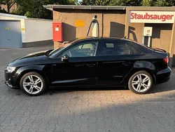 Schwarz Gebraucht 2019 Audi A3 Sport Limousine | 16.859 € (Fairer Preis)