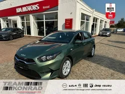 Grün Neu 2024 Kia Ceed Vision Limousine | 21.690 € (Fairer Preis)