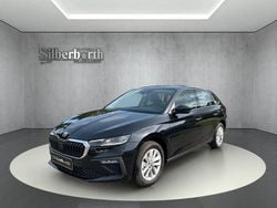 Schwarz Gebraucht 2024 Skoda Scala Selection Kleinwagen | 25.990 € (Teuer)