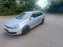 Gebraucht 2012 VW Golf VII Trendline Kombi | 2.200 €