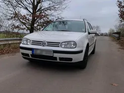 Weiß Gebraucht 1999 VW Golf IV Kombi | 3.000 € (Teuer)