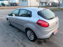 Silber Gebraucht 2009 Fiat Bravo Kleinwagen | 2.890 € (Fairer Preis)