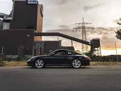 Grau Gebraucht 2004 Porsche 911 Carrera 4S Coupé | 58.600 €