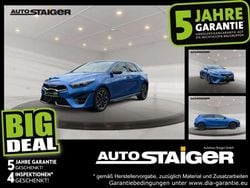 Blau Gebraucht 2021 Kia Ceed GT GT-Line Limousine | 20.990 € (Guter Preis)