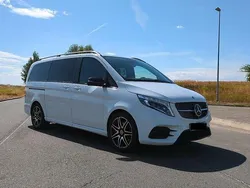 Weiß Gebraucht 2021 Mercedes V300 AMG line Van / Kleinbus | 44.900 € (Fairer Preis)