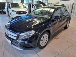 Schwarz Gebraucht 2016 Mercedes GLA200 Urban SUV | 14.500 € (Superpreis)
