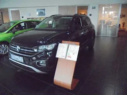 Schwarz Gebraucht 2022 VW T-Cross Active SUV | 17.790 € (Guter Preis)