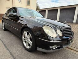 Schwarz Gebraucht 2007 Mercedes E280 Avantgarde Limousine | 3.900 € (Fairer Preis)