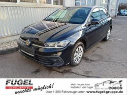 Deep black perleffekt Gebraucht 2022 VW Polo Life Limousine | 12.999 € (Guter Preis)