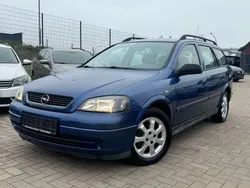 Blau Gebraucht 2003 Opel Astra Kombi | 3.190 € (Teuer)