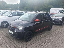 Sternenschwarz Gebraucht 2016 Renault Twingo Liberty Kleinwagen | 7.495 € (Fairer Preis)