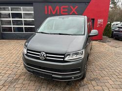 Grau Gebraucht 2017 VW Multivan Highline Van | 28.890 € (Fairer Preis)