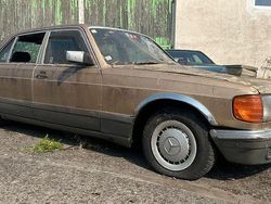 Gold Gebraucht 1983 Mercedes 500 Limousine | 3.900 €