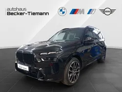 Saphirschwarz Gebraucht 2024 BMW X7 M Sport SUV | 97.795 € (Superpreis)
