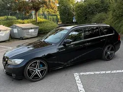 Schwarz Gebraucht 2010 BMW 325 Kombi | 9.800 €