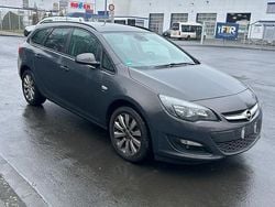 Grau Gebraucht 2014 Opel Astra Kombi | 4.690 € (Fairer Preis)