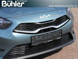 Carraraweiß Neu 2025 Kia Ceed 2 Limousine | 19.350 € (Guter Preis)