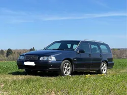 Blau Gebraucht 1998 Volvo V70 Kombi | 1.150 € (Fairer Preis)
