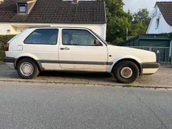 Weiß Gebraucht 1990 VW Golf II Kleinwagen | 2.000 €
