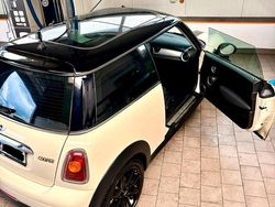 Beige Gebraucht 2007 Mini Cooper Kleinwagen | 3.999 € (Teuer)