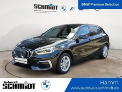 Schwarz Gebraucht 2020 BMW 118 Luxury Line Kleinwagen | 22.590 € (Fairer Preis)