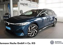Blau (aquamarinblau) Gebraucht 2024 VW ID.7 Pro Limousine | 49.980 € (Teuer)