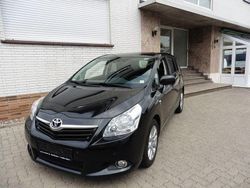 Schwarz Gebraucht 2010 Toyota Verso Executive Van / Kleinbus | 3.700 € (Guter Preis)