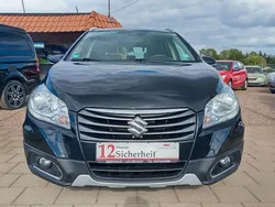 Schwarz Gebraucht 2016 Suzuki SX4 S-Cross SUV | 11.799 € (Fairer Preis)