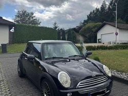 Schwarz Gebraucht 2005 Mini ONE Kleinwagen | 1.500 € (Fairer Preis)