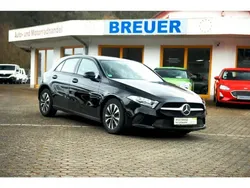 Schwarz Gebraucht 2020 Mercedes A200 Progressive Limousine | 22.610 € (Fairer Preis)