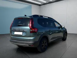 Grün Neu 2025 Dacia Jogger Van / Kleinbus | 23.249 € (Fairer Preis)