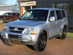 Silber Gebraucht 2006 Mitsubishi Pajero SUV | 7.500 € (Fairer Preis)
