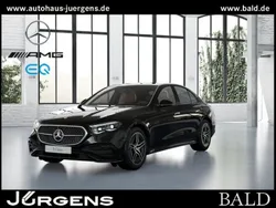 Schwarz metalliclack obsidianschwarz Gebraucht 2025 Mercedes E200 AMG Limousine | 68.880 €