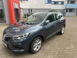Grau Gebraucht 2019 Renault Kadjar Equilibre SUV | 15.500 € (Fairer Preis)