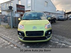 Gelb Gebraucht 2009 Citroën C3 Picasso Van / Kleinbus | 1.799 € (Guter Preis)