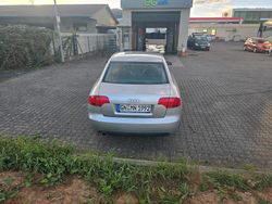 Gelb Gebraucht 2006 Audi A4 Sport Limousine | 4.850 €