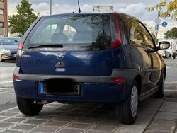 Blau Gebraucht 2002 Opel Corsa Njoy Limousine | 2.500 € (Teuer)