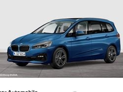 Blau Gebraucht 2022 BMW 218 Sport Line Van / Kleinbus | 20.800 € (Guter Preis)