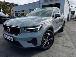 Vapour grey Gebraucht 2024 Volvo XC40 Core SUV | 37.333 € (Fairer Preis)