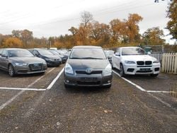 Grau Gebraucht 2008 Toyota Corolla Verso Team Van / Kleinbus | 3.900 € (Fairer Preis)