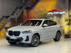 Grau Gebraucht 2024 BMW X4 M Sport SUV | 52.900 € (Fairer Preis)