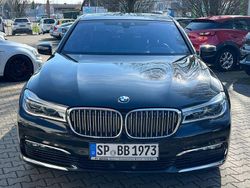 Schwarz Gebraucht 2019 BMW 750 Sport Line Limousine | 44.890 €
