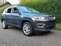 Grau Gebraucht 2020 Jeep Compass Limited SUV | 17.590 € (Guter Preis)